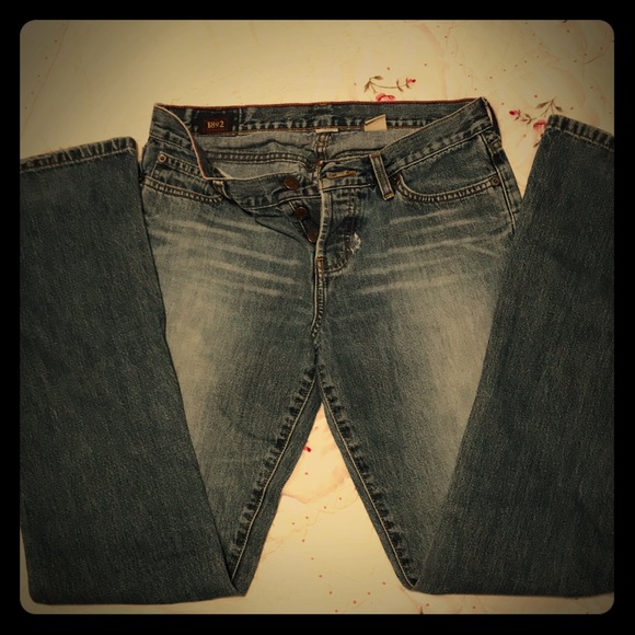 ❌SOLD❌ Abercrombie Flare Bottom Button-Fly Jeans - Picture 2 of 7